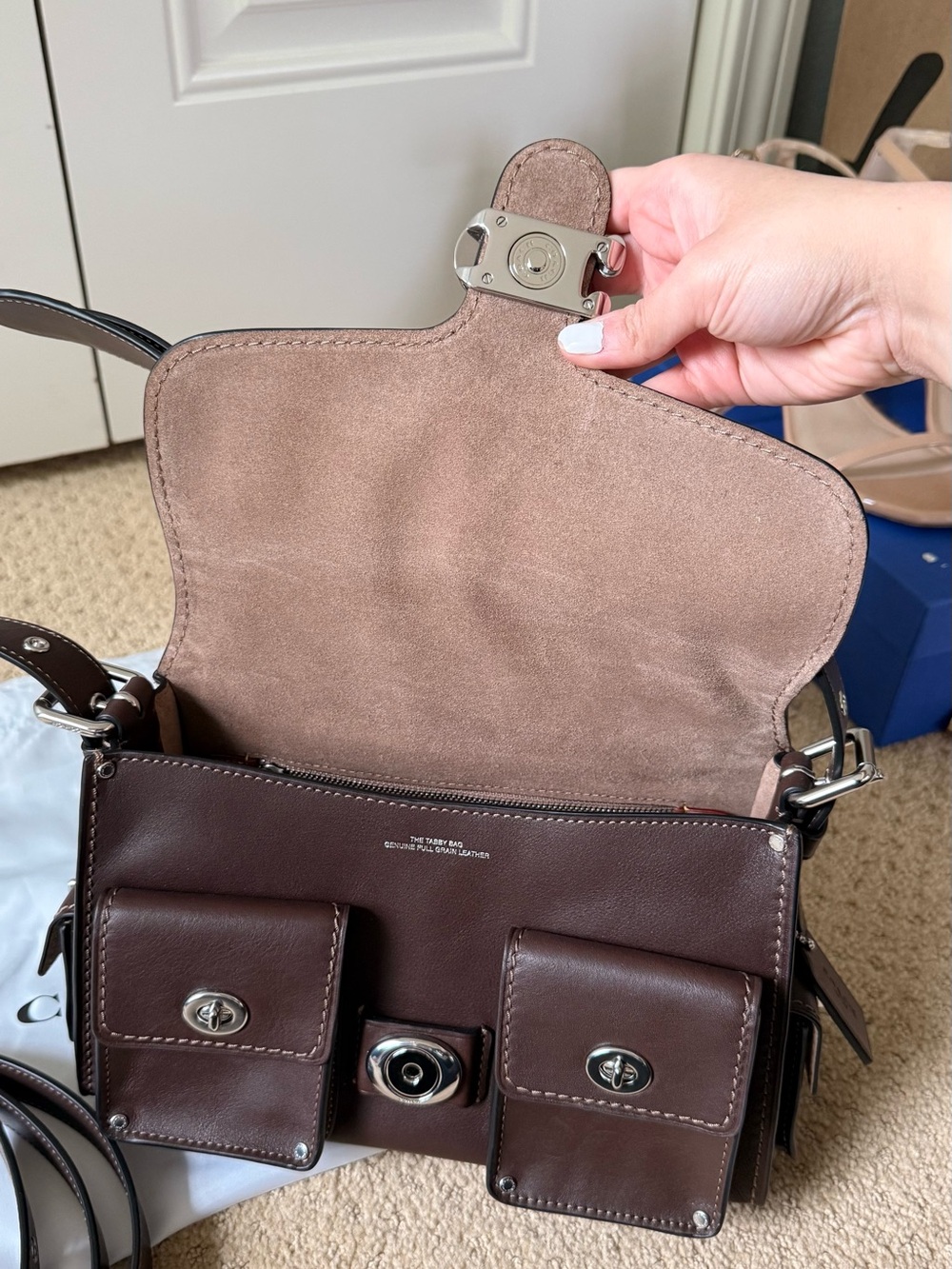 Coach Cargo Turnlock Soft Tabby Shoulder Bag Maple - Picture 7 of 9